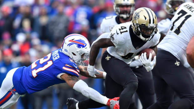 Alvin Kamara Jordan Poyer Saints